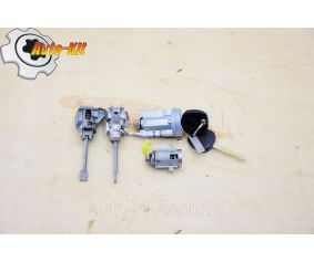 Комплект ключей и личинок Geely MK