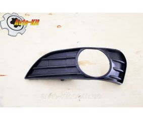 Решетка противотуманной фары L Geely MK2